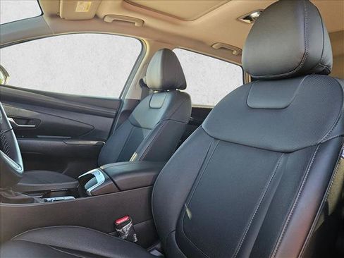 Used 2025 Hyundai Tucson SEL FWD image 17