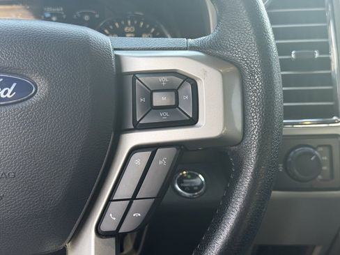 Used 2015 Ford F150 Lariat w/ Equipment Group 501A Mid image 16