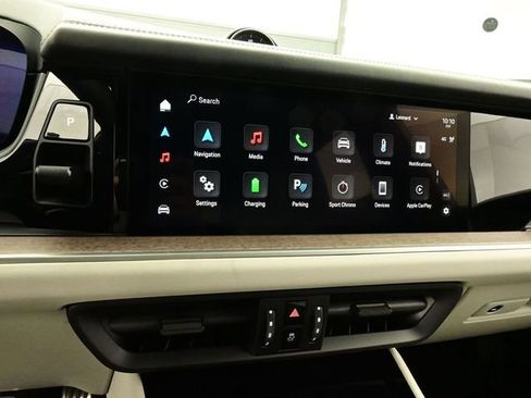 Certified 2025 Porsche Cayenne S image 10