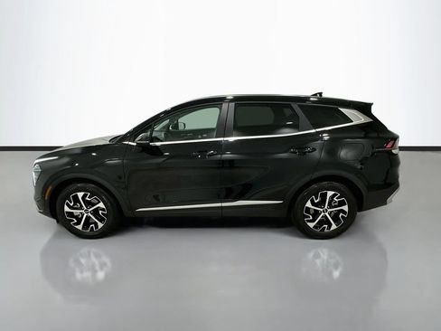 Used 2025 Kia Sportage EX FWD image 4