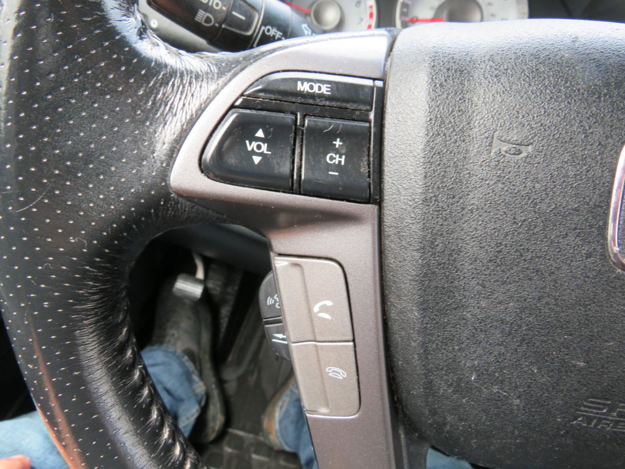 Used 2013 Honda Pilot Touring image 11