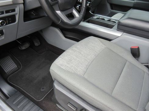 Used 2022 Ford F150 XLT w/ Equipment Group 302A High image 18