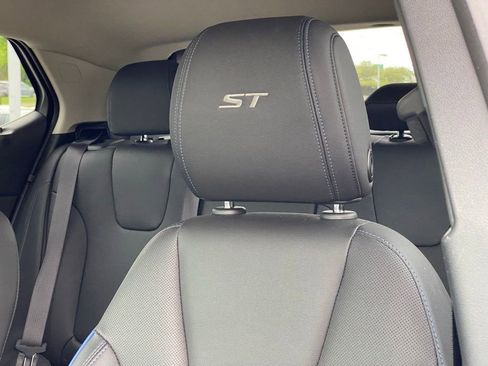 Used 2026 Buick Encore GX Sport Touring image 23