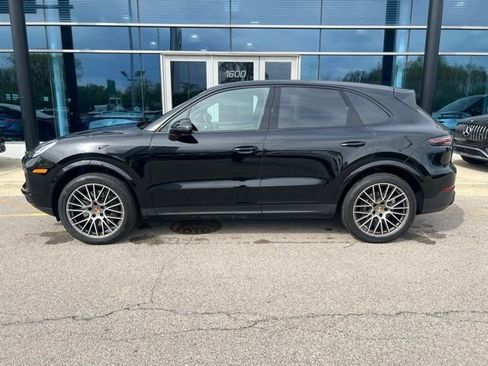 Used 2023 Porsche Cayenne Platinum Edition AWD/4WD image 5
