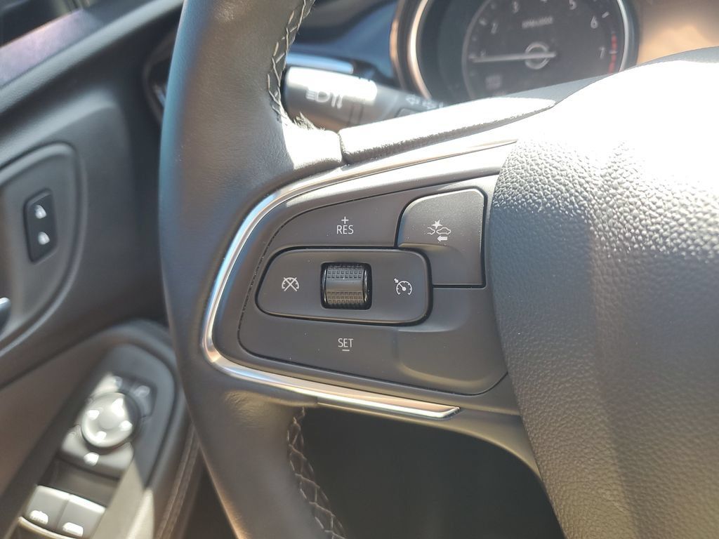 Used 2023 Buick Encore GX Preferred w/ Cold Weather Comfort Package AWD/4WD image 19