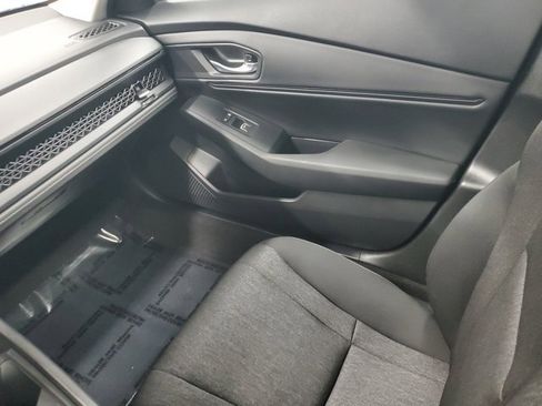 Used 2024 Honda Accord EX image 11