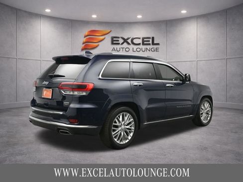 Used 2018 Jeep Grand Cherokee Summit AWD/4WD image 9