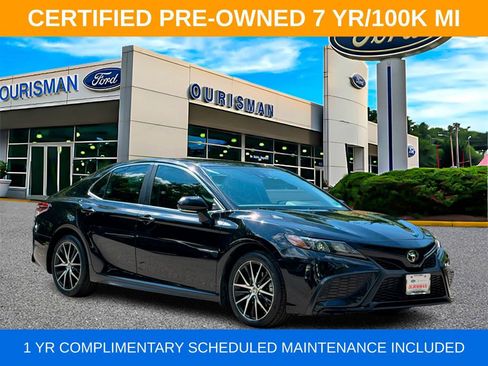 Used 2023 Toyota Camry SE w/ Cold Weather Package FWD image 1