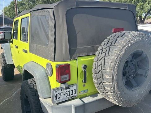 Used 2016 Jeep Wrangler Unlimited Sport w/ Quick Order Package 23S AWD/4WD image 6