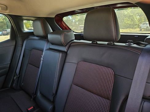 New 2026 Nissan Kicks SR image 18
