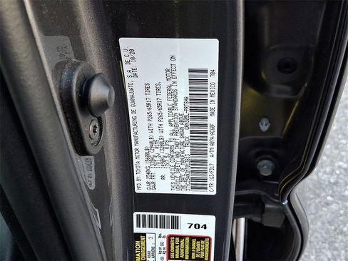 Used 2022 Toyota Tacoma SR image 28