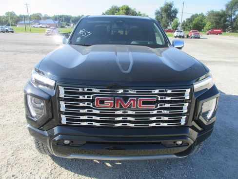 New 2026 GMC Canyon Denali AWD/4WD image 11