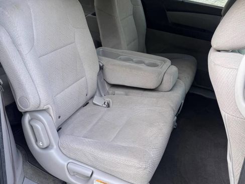 Used 2015 Honda Odyssey EX image 12
