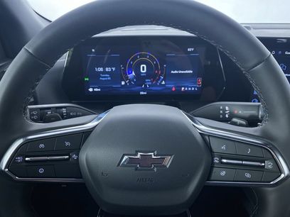 New 2027 Chevrolet Equinox LT w/ Convenience Package II