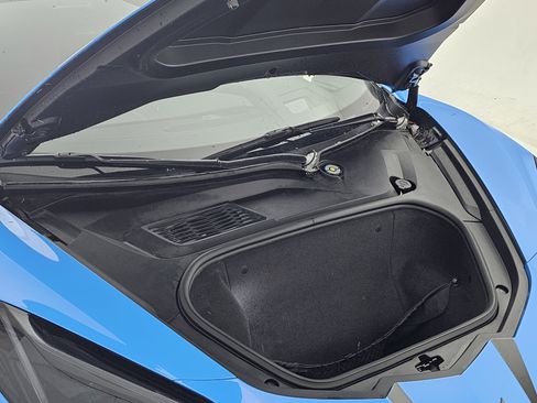 Used 2023 Chevrolet Corvette Stingray Preferred Cpe w/ Z51 Performance Package image 21