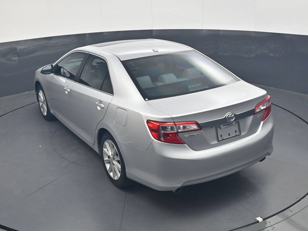 Used 2012 Toyota Camry XLE FWD image 26