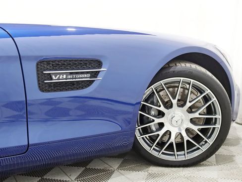 Used 2017 Mercedes-Benz AMG GT Base w/ Exclusive Interior Package image 13