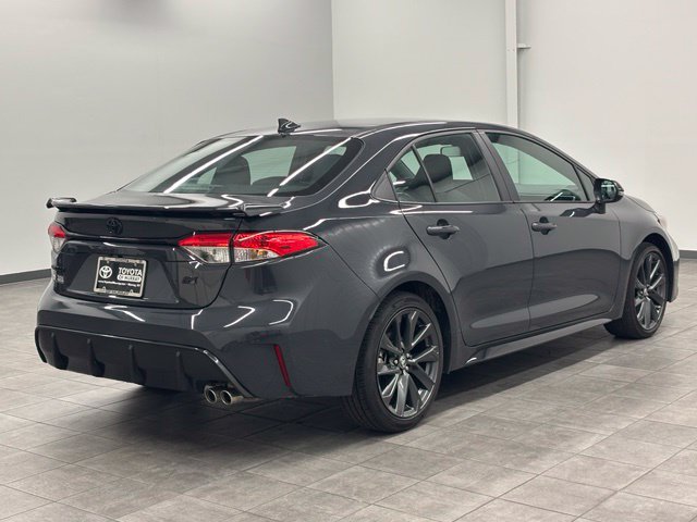 Used 2025 Toyota Corolla SE FWD image 2