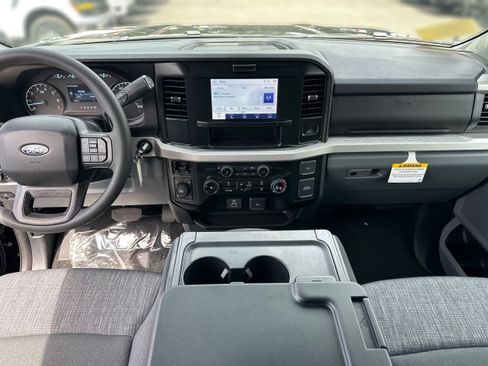 New 2027 Ford F250 XLT w/ Snow Plow Prep Package AWD/4WD image 18