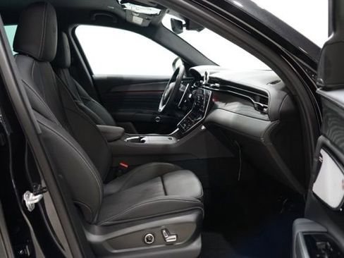 New 2026 Maserati Grecale Modena image 35