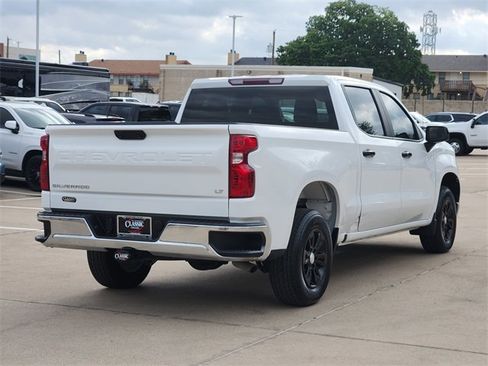 Used 2024 Chevrolet Silverado 1500 LT RWD image 15
