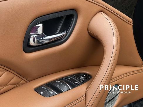 Used 2021 INFINITI QX80 Sensory w/ All-Season Package RWD image 13