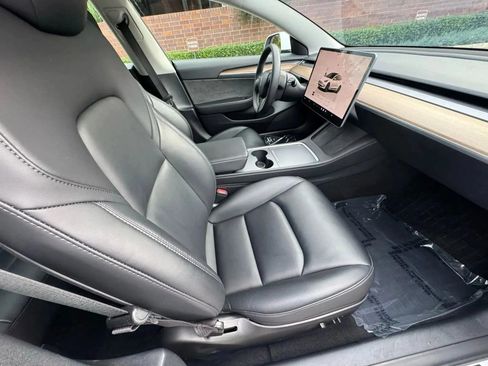Used 2023 Tesla Model 3 Standard Range RWD image 12