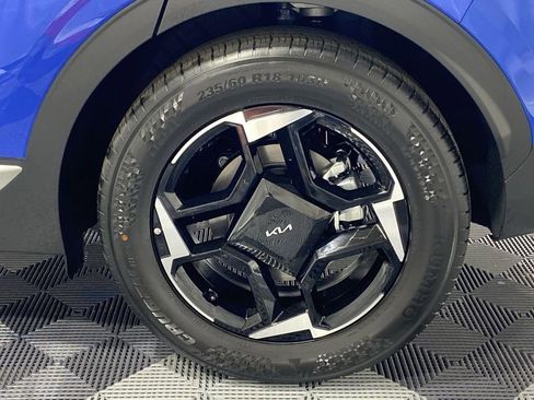 New 2026 Kia Sportage EX FWD image 33