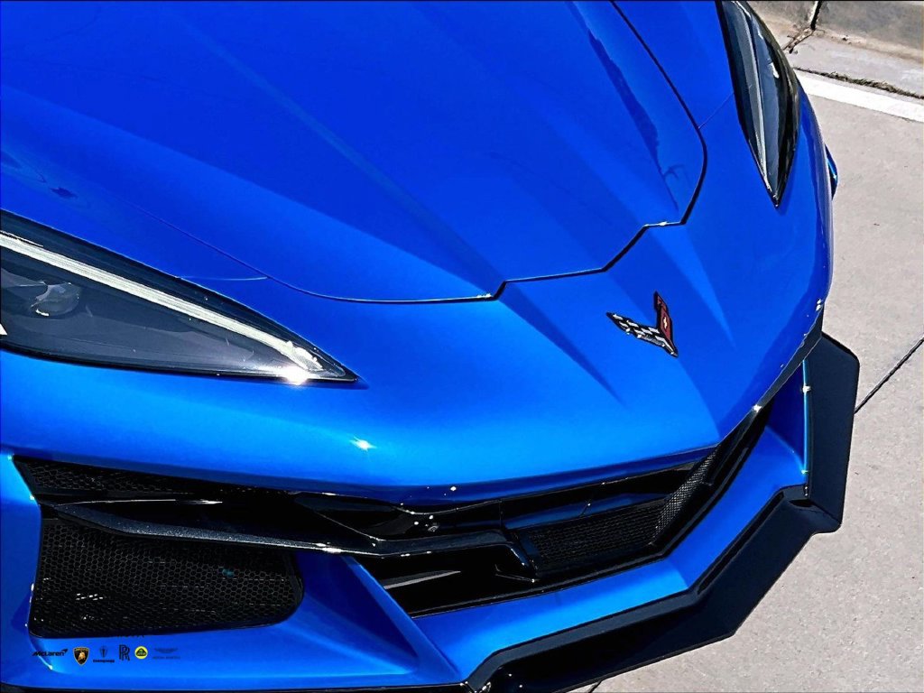 Used 2024 Chevrolet Corvette Z06 w/ Stealth Interior Trim Package RWD image 23