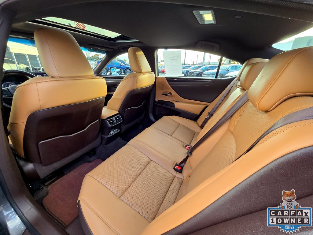 Used 2020 Lexus ES 300h w/ Premium Package FWD image 52