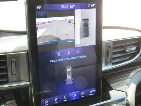 Certified 2023 Ford Explorer Limited w/ Limited Technology Package AWD/4WD image 25