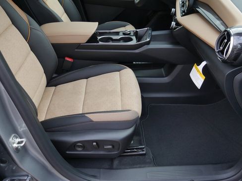 New 2026 Chevrolet Equinox ACTIV w/ Convenience Package III image 21
