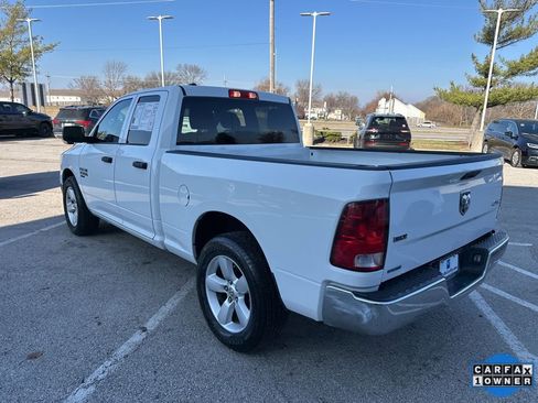 Used 2024 RAM 1500 Classic SLT image 24