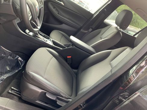 Used 2025 Buick Encore GX Preferred image 34