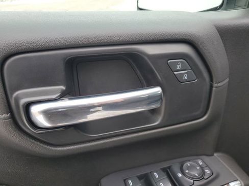 Used 2022 GMC Sierra 1500 SLE w/ LPO, GMC Protection Package image 22
