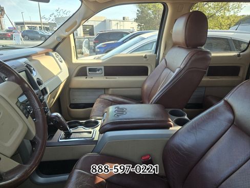 Used 2014 Ford F150 King Ranch w/ King Ranch Luxury Package image 4