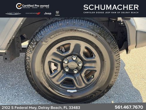 Used 2023 Jeep Wrangler Sport AWD/4WD image 9