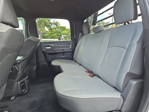 Used 2022 RAM 3500 Big Horn AWD/4WD image 11