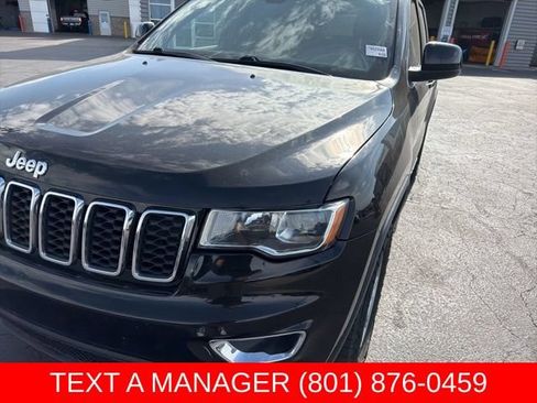 Used 2020 Jeep Grand Cherokee Laredo AWD/4WD image 19
