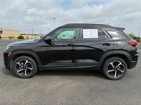 Used 2022 Chevrolet TrailBlazer RS FWD image 3