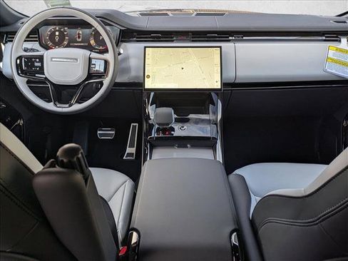 New 2026 Land Rover Range Rover Sport Dynamic SE image 16