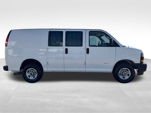 Certified 2021 GMC Savana 2500 w/ Driver Convenience Package RWD image 8