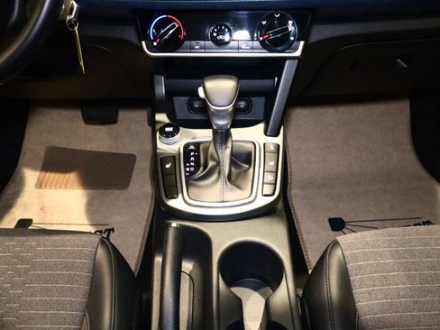 Used 2021 Kia Seltos S image 26