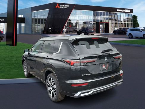 New 2025 Mitsubishi Outlander PLATINUM EDITION image 2
