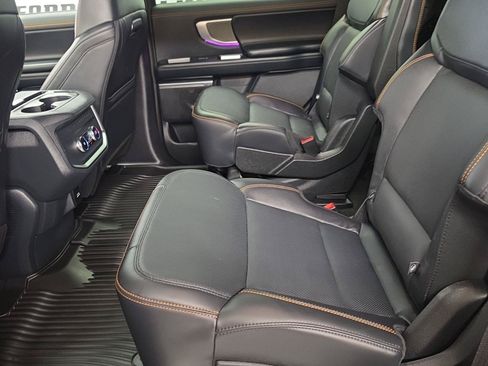 Used 2025 Ford Expedition Tremor AWD/4WD image 7