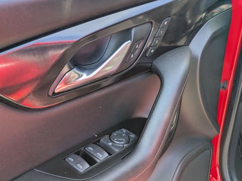 Used 2021 Chevrolet Blazer RS w/ Enhanced Convenience Package image 12