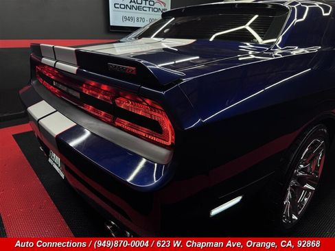 Used 2014 Dodge Challenger SRT8 RWD image 34