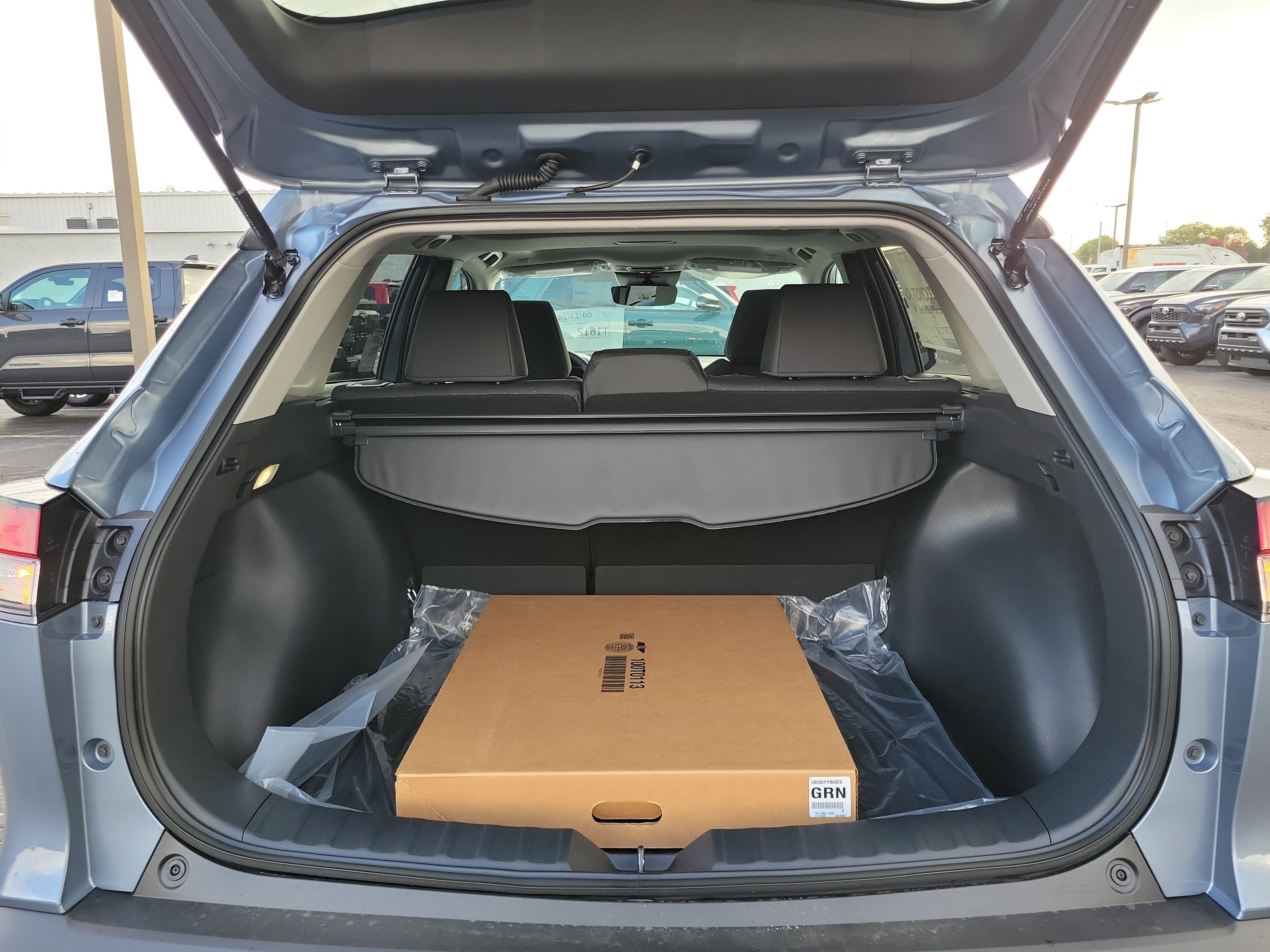 New 2026 Toyota Corolla Cross LE w/ Moonroof Package FWD image 8