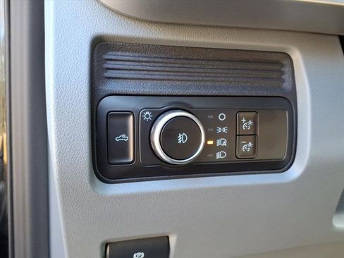 New 2026 Ford F350 XLT w/ FX4 Off-Road Package image 21