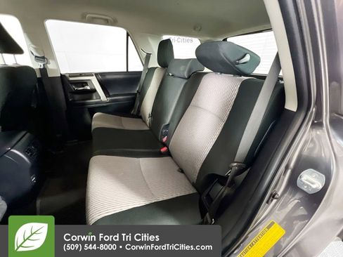 Used 2019 Toyota 4Runner SR5 AWD/4WD image 27